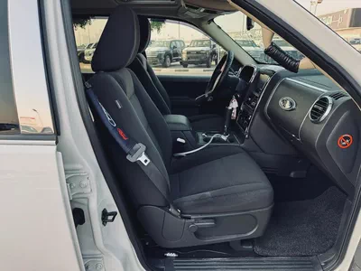 FORD EXPLORER | XLT | 2010 | ONLY : 88622 KM | JAPAN IMPORT | CLEAN TITLE-13