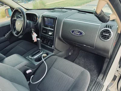 FORD EXPLORER | XLT | 2010 | ONLY : 88622 KM | JAPAN IMPORT | CLEAN TITLE-14
