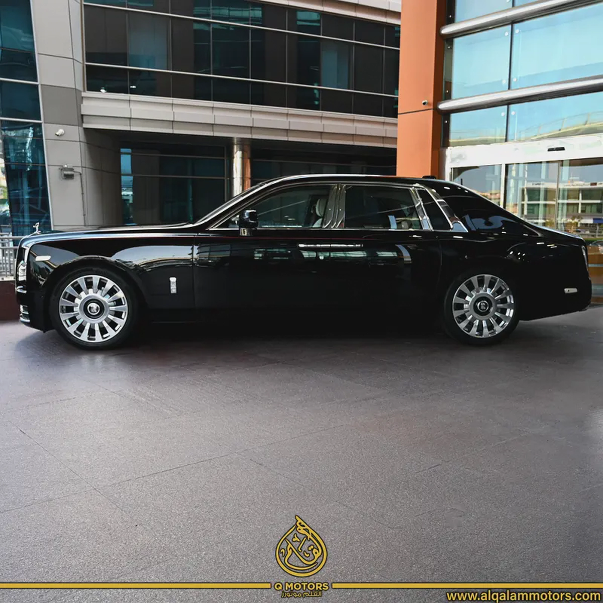 2019 ROLLS ROYCE PHANTOM DONE ONLY 10,000KM GCC-3-3