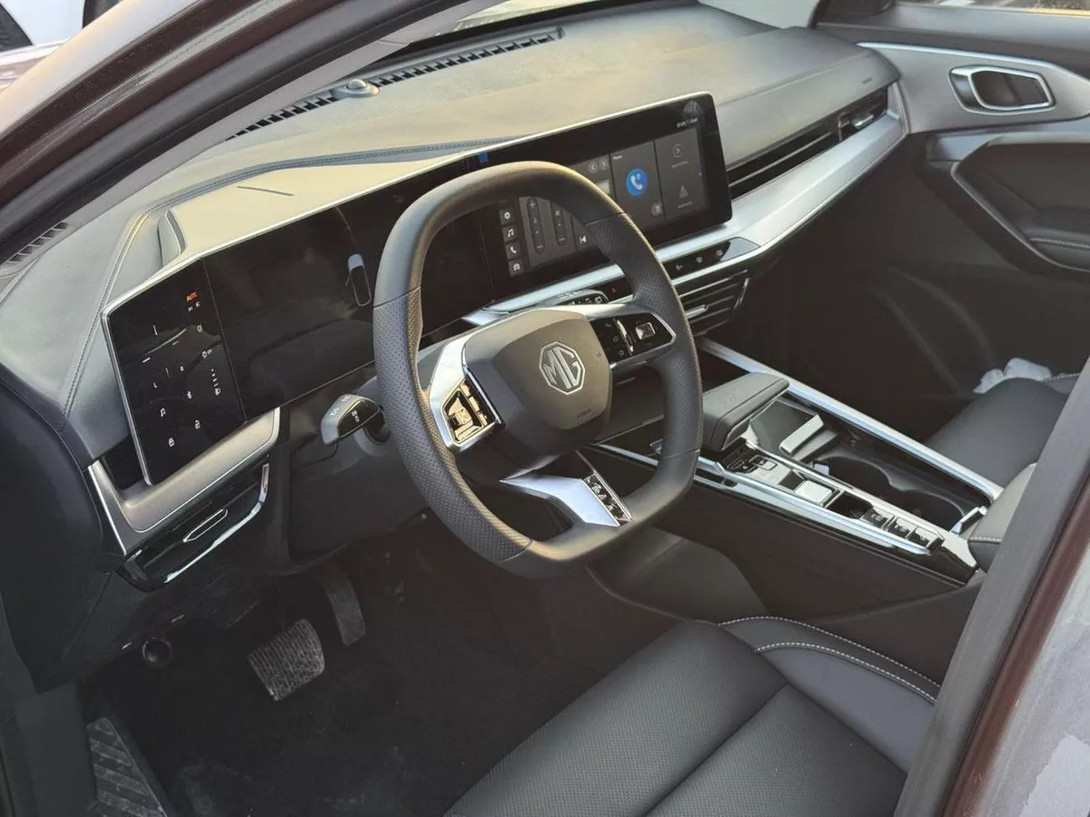 MG One COM 1.5L Petrol FWD 2024 Export Price @ 47,000 AED-9-0