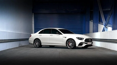 UAEs Very Best Example | 2 Years Free Servicing | AED 5,103 Per Month-9