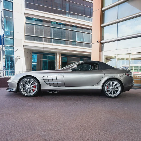 2009 MERCEDES SLR MCLAREN ROADSTER GCC DONE ONLY 12,000km