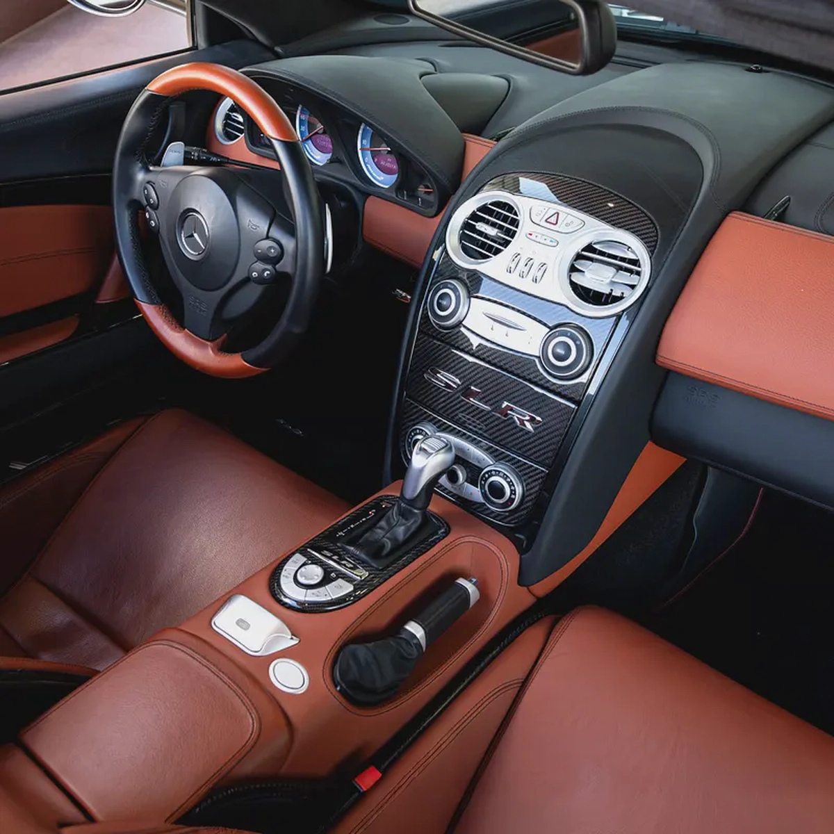 2009 MERCEDES SLR MCLAREN ROADSTER GCC DONE ONLY 12,000km-11-11