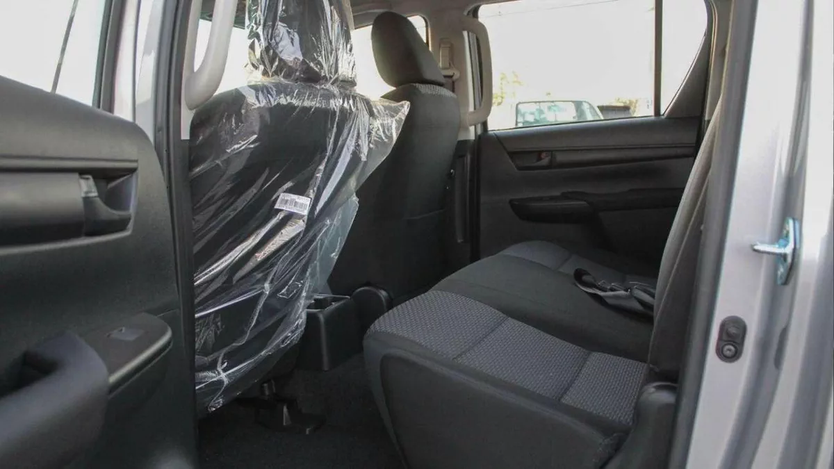 Toyota Hilux SGLX HILUX 2.4L MT DIESEL P.WINDO 2024-15-0