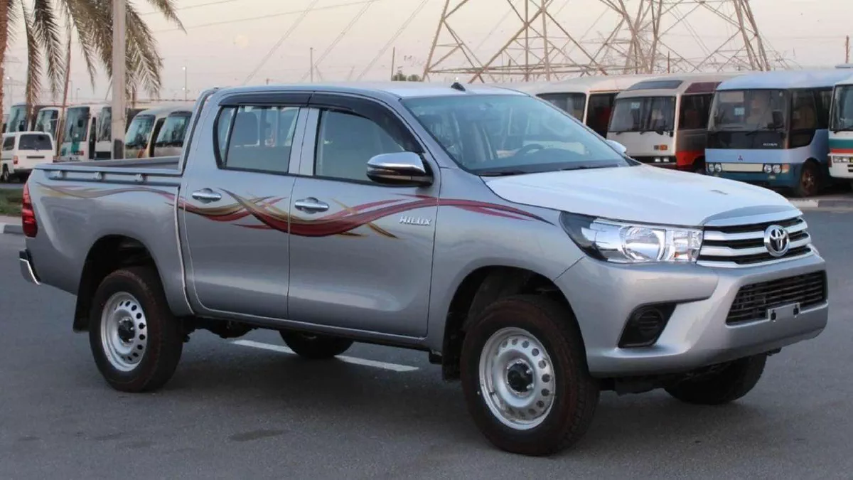 Toyota Hilux SGLX HILUX 2.4L MT DIESEL P.WINDO 2024-2-0