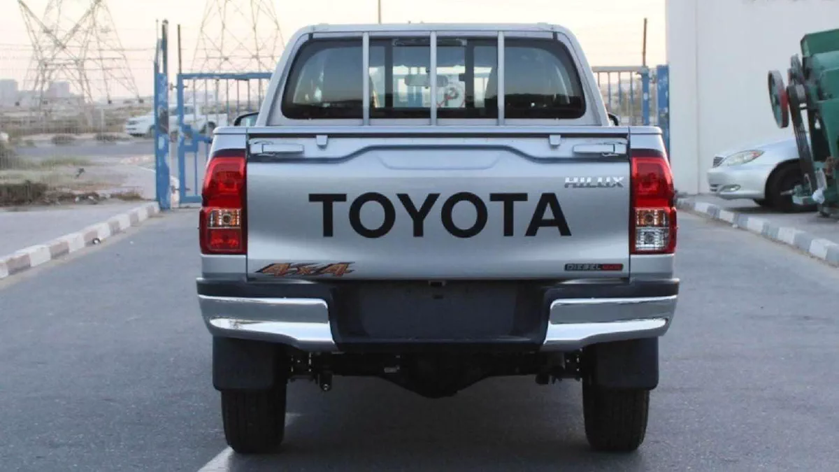 Toyota Hilux SGLX HILUX 2.4L MT DIESEL P.WINDO 2024-5-0