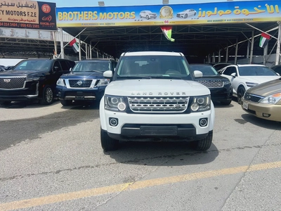 Land Rover LR4 HSE 2016 - GCC Specs - Excellent Condition-1