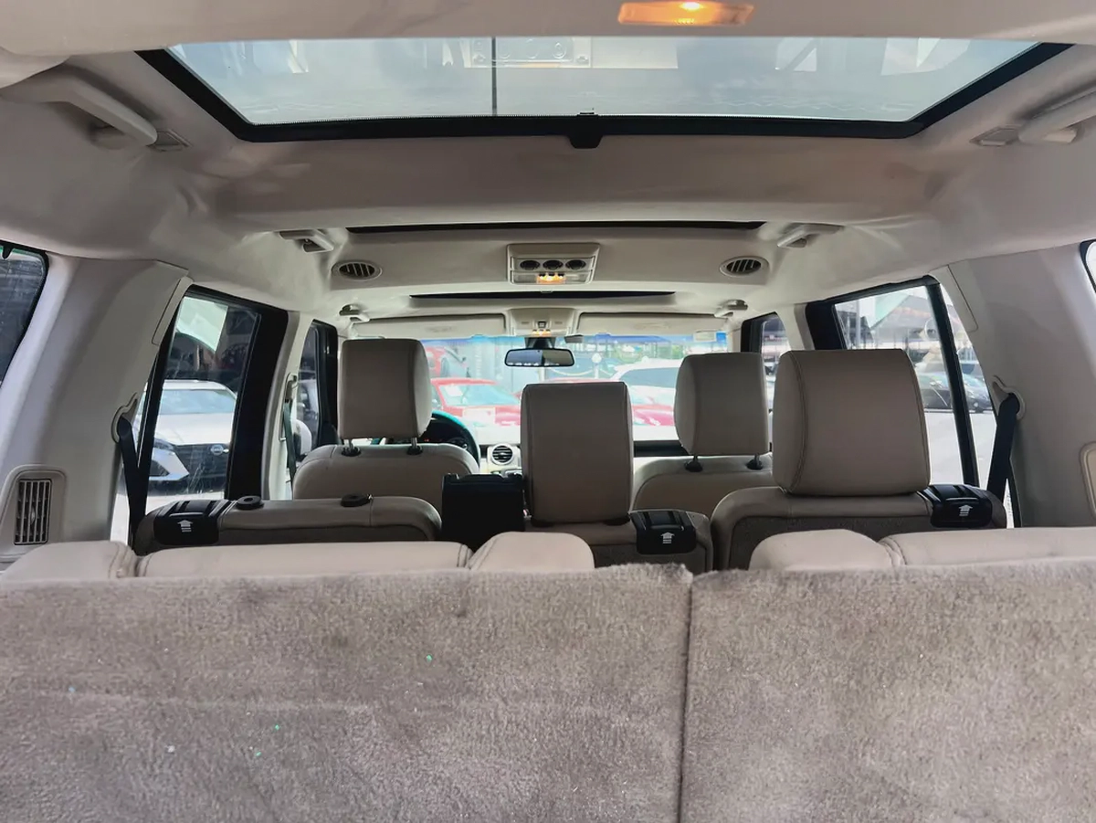 Land Rover LR4 HSE 2016 - GCC Specs - Excellent Condition-11-11