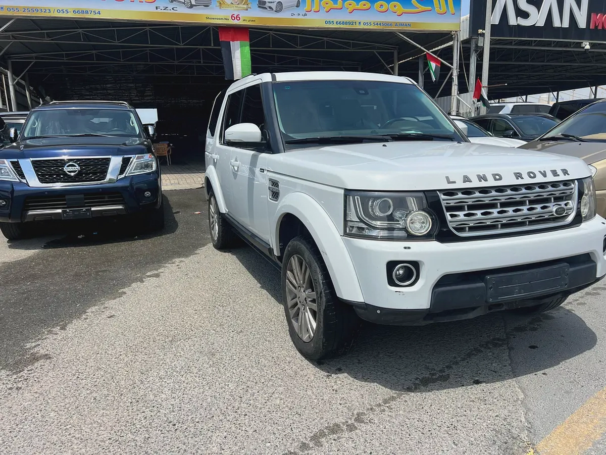 Land Rover LR4 HSE 2016 - GCC Specs - Excellent Condition