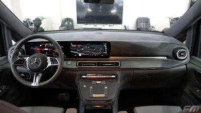 New Mercedes Benz V300 2025-4