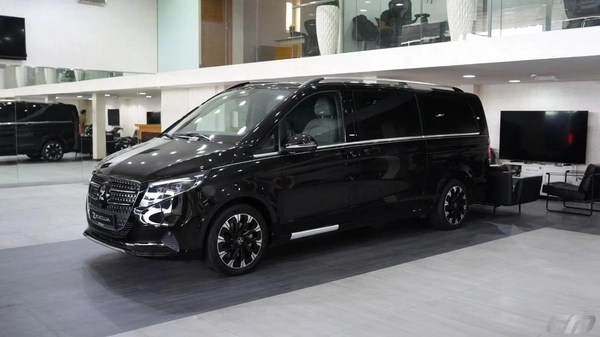 New Mercedes Benz V300 2025