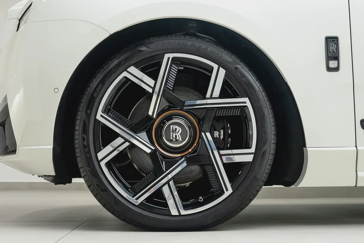 2026 ROLLS ROYCE CULLINAN | BALCK BADGE | GCC | DEALER WARRANTY  SERVICE-5-5