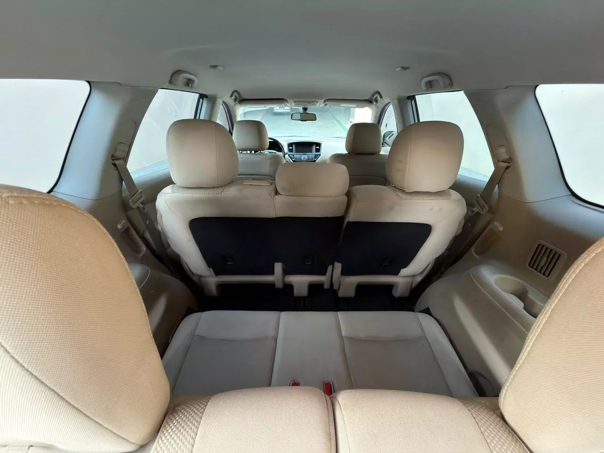 Gulf Specs 2018 NISSAN PATHFINDER 50TH AWR Anniversary, 3.5Litre V6-2-2