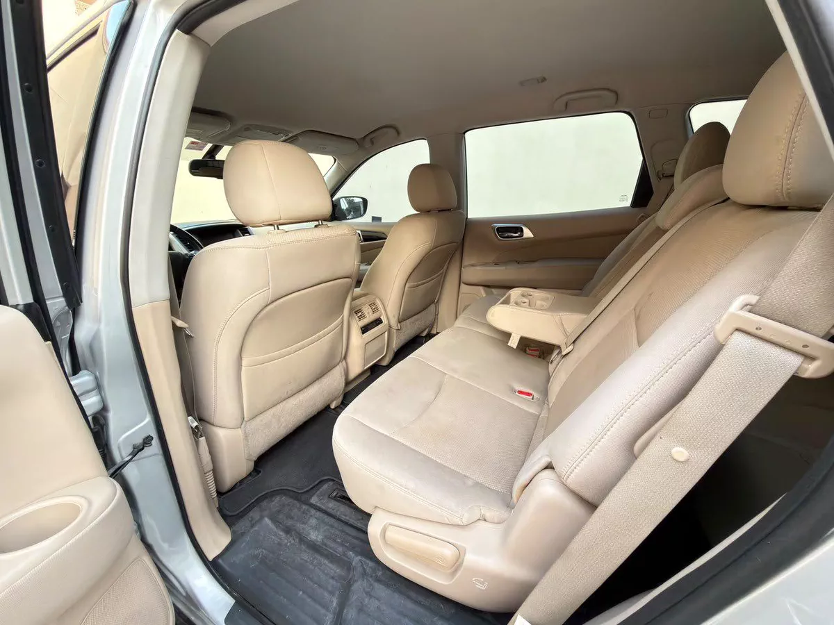 Gulf Specs 2018 NISSAN PATHFINDER 50TH AWR Anniversary, 3.5Litre V6-9-9