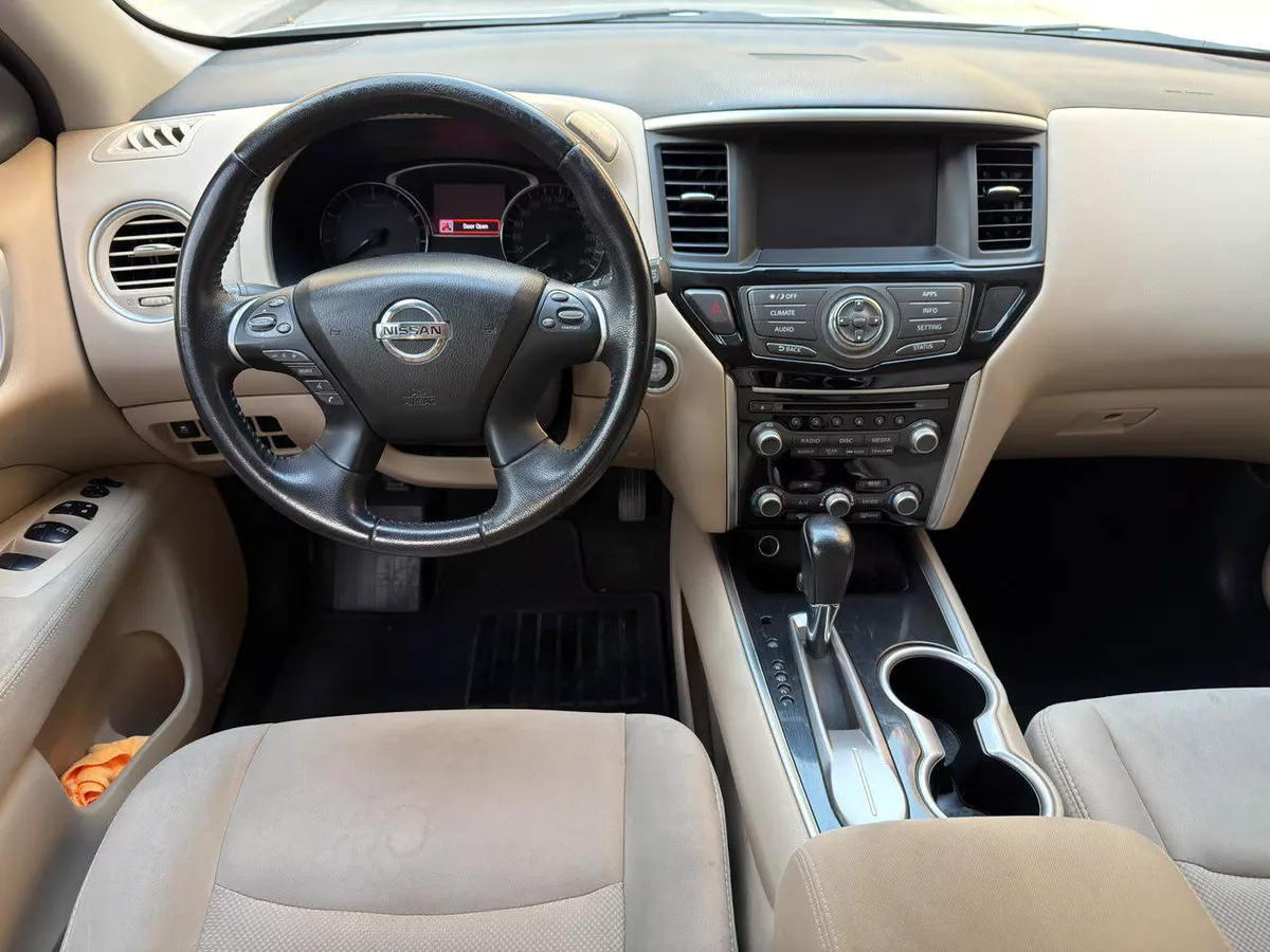 Gulf Specs 2018 NISSAN PATHFINDER 50TH AWR Anniversary, 3.5Litre V6-8-8