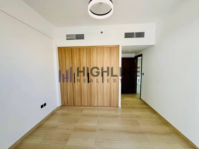 Stunning 2BR | Fitted Kitchen | With Dishwasher-2