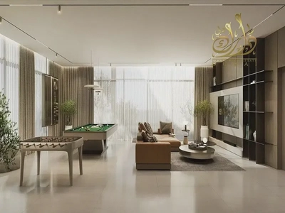 Private Plunge Pool | Bespoke Kitchens | Skyline Views / Full Cash Deal | Prime Location-1