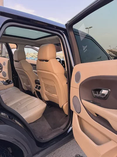 لاند روڤر EVOQUE موديل 2012 خليجى بانوراما فل اوبشن بحاله الوكاله-16