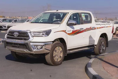 Toyota Hilux Double Cab GLXS-V 2.8 dsl 2026 GCC Specs-0