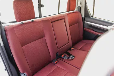Toyota Hilux Double Cab GLXS-V 2.8 dsl 2026 GCC Specs-11