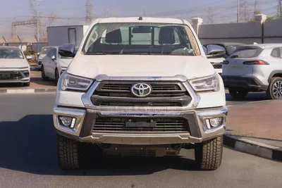 Toyota Hilux Double Cab GLXS-V 2.8 dsl 2026 GCC Specs-3