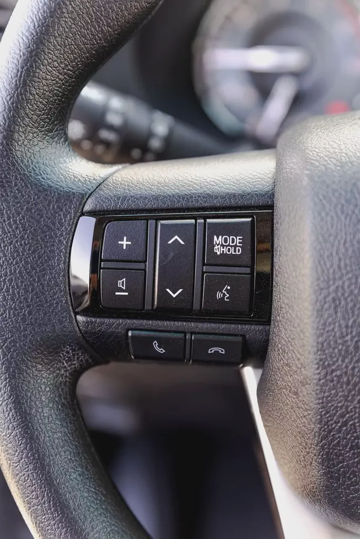Toyota Hilux Double Cab GLXS-V 2.8 dsl 2026 GCC Specs-18-18