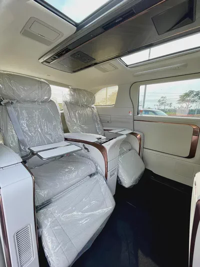 2026 Lexus Lm350 VIP Seats -- Where Business Class becomes First Class on wheels-14
