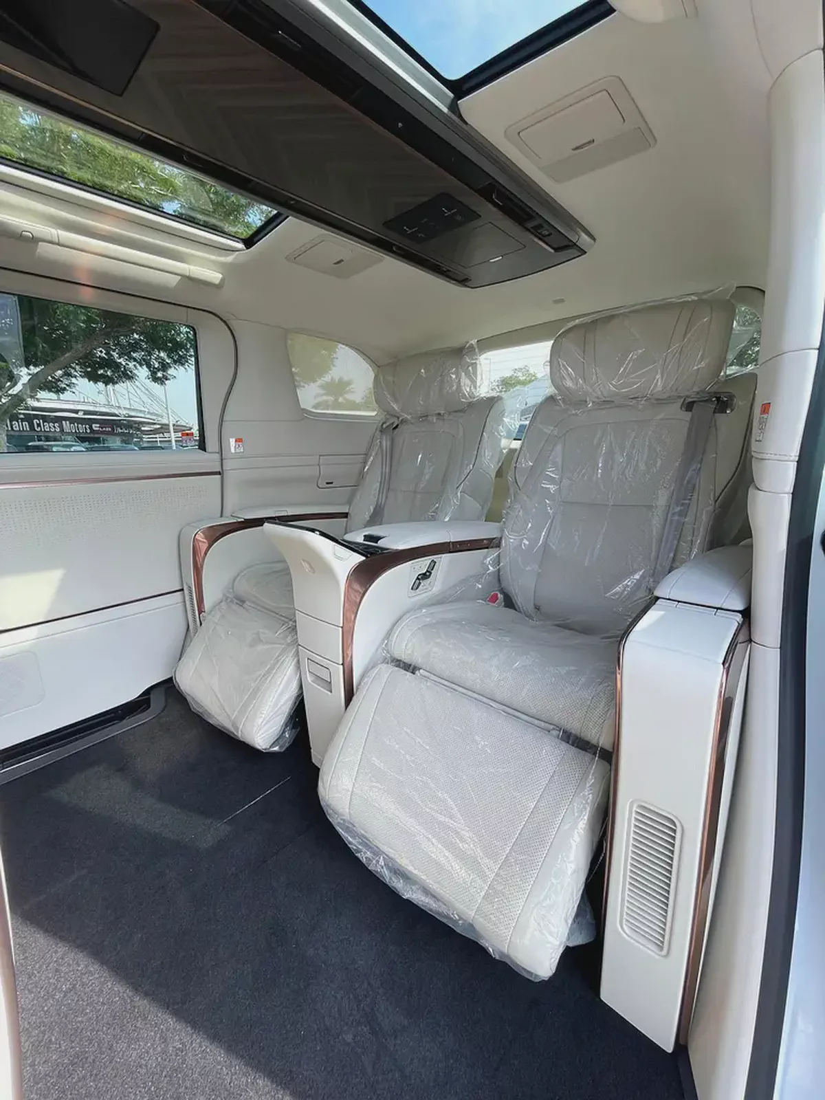 2026 Lexus Lm350 VIP Seats -- Where Business Class becomes First Class on wheels-15-15