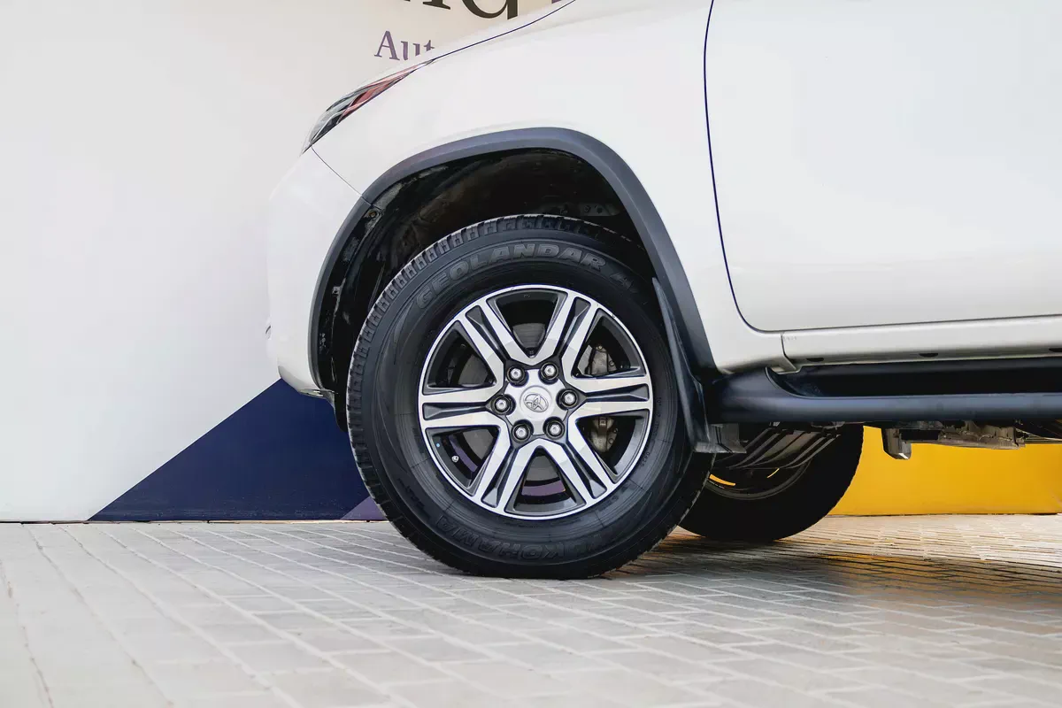 2022 Toyota Fortuner GXR 4.0L l AED 1,640 Monthly l 3 Months Warranty | Free Courtesy Car Included-6-6