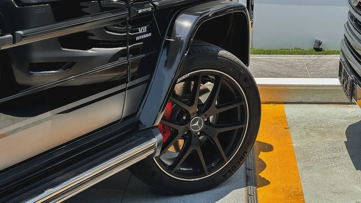 Mercedes G63 AMG 2017 GCC Partial Service History 5.5L Twin Turbo V8-3-3
