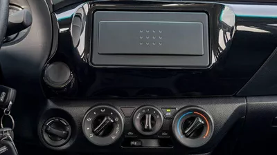 Toyota Hilux GLX MID OPTION PETROL 2.7 AT-20
