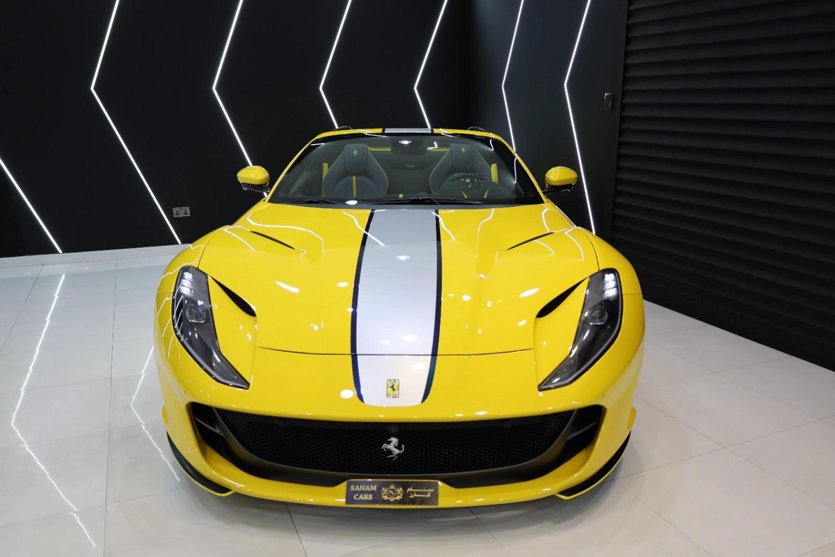 Ferrari 812 GTS 2023-1-1