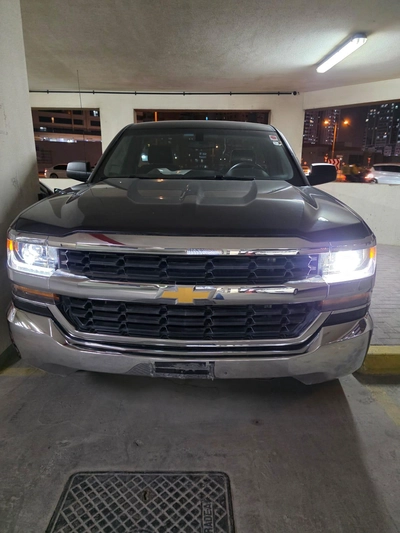 Chevrolet Silverado -4