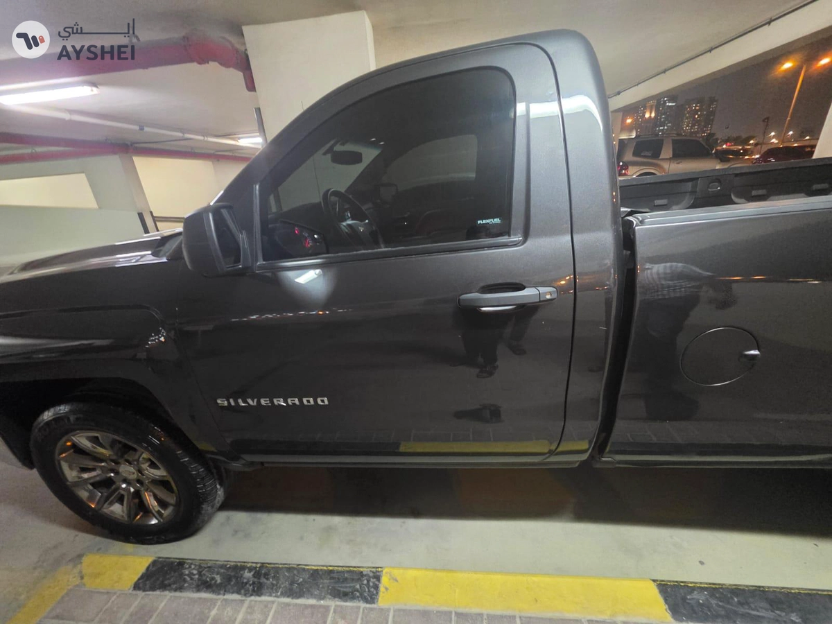 Chevrolet Silverado -8-8