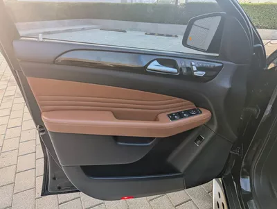 2016 MERCEDES GLE 43 GCC Specs V6 Interior and Exterior Excellent Condition-15