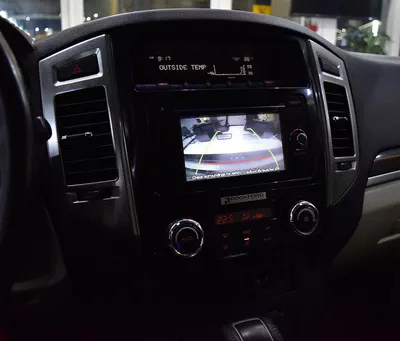 Mitsubishi Pajero GLS ( 2020 Model ) in White Color GCC Specs-9