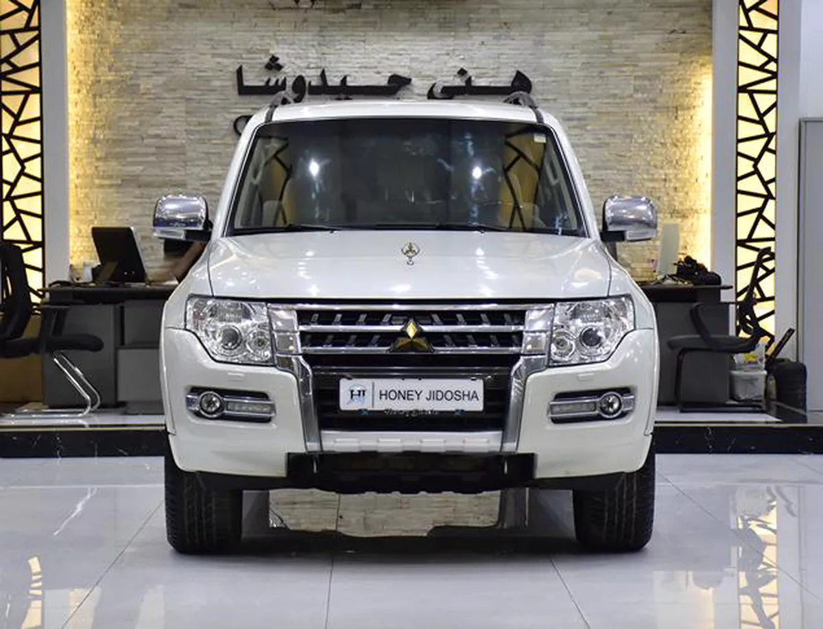 Mitsubishi Pajero GLS ( 2020 Model ) in White Color GCC Specs