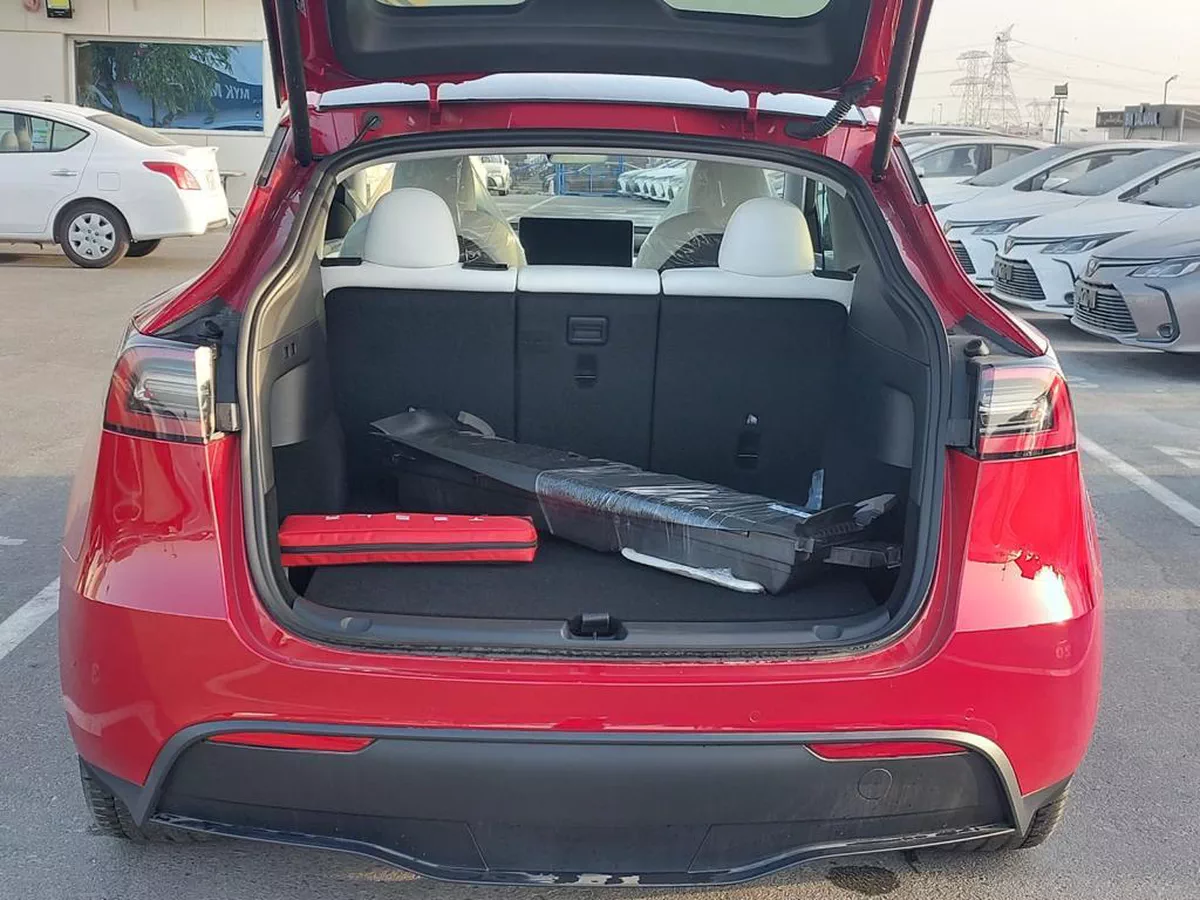 New 2024 Tesla Model Y-9-9