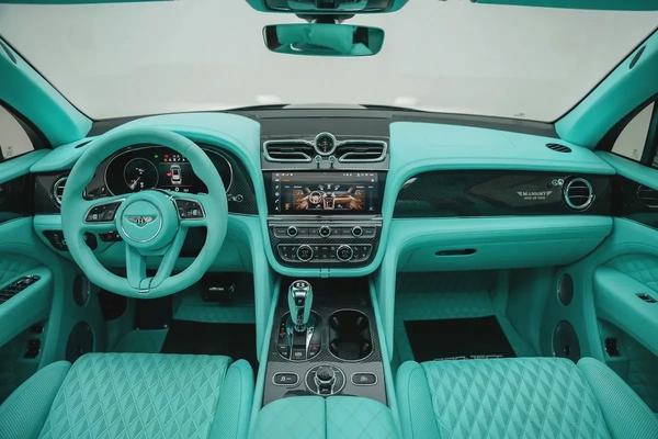 2023 BENTLEY BENTAYGA MANSORY P750
