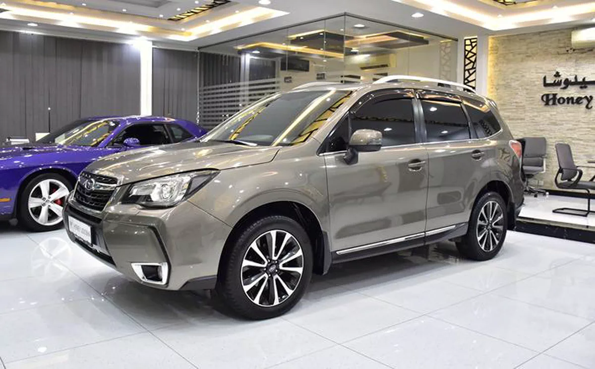 Subaru Forester AWD ( 2018 Model ) in Brown Color GCC Specs-4-4