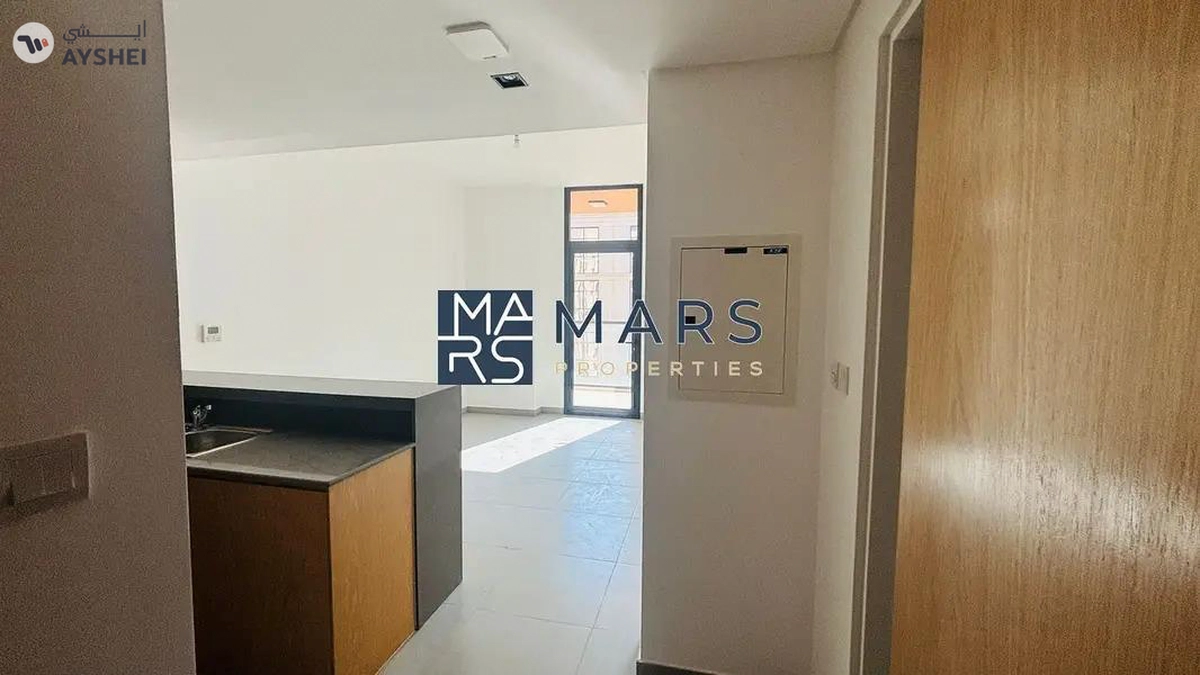 Beautiful 1BHK with Balcony – Ready to Move In!-3-3
