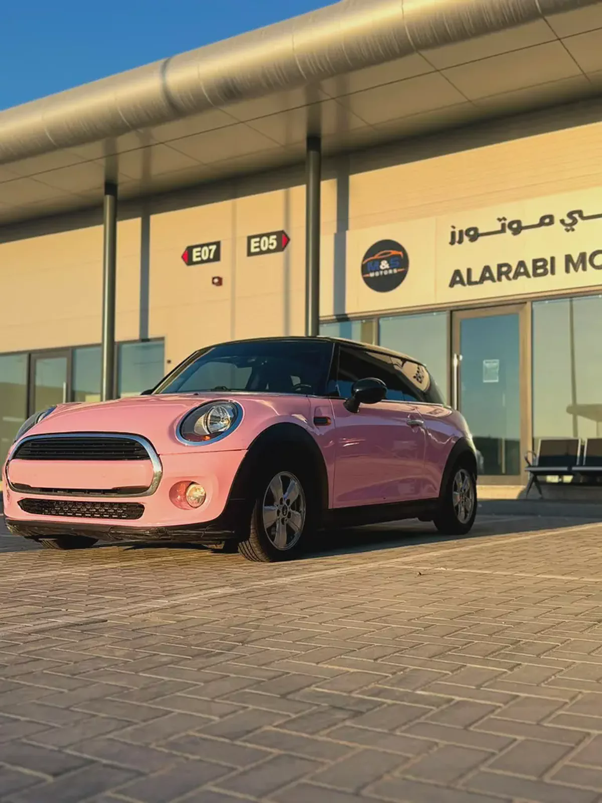 2014 MINI Cooper GCC Specs - Excellent Condition