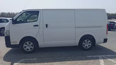 Toyota Hiace GL 2022 | GCC Specs | Pristine Condition-9
