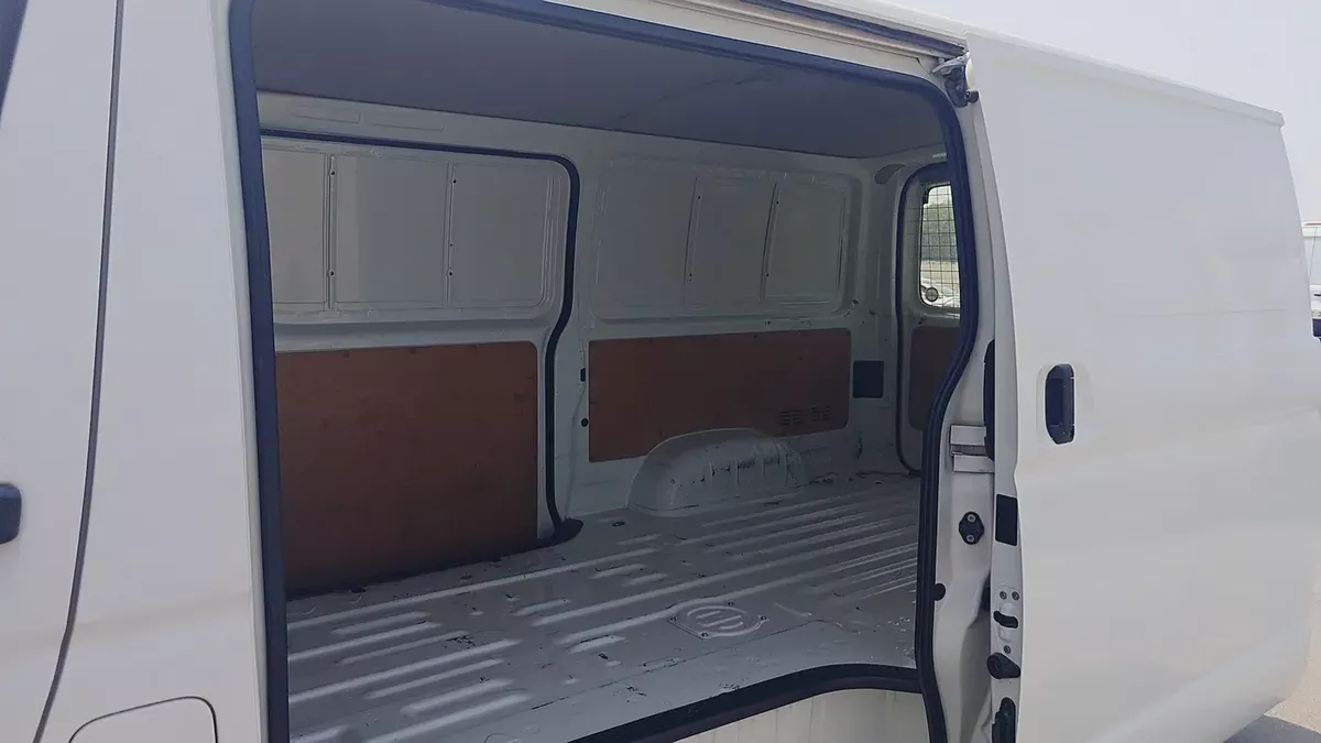 Toyota Hiace GL 2022 | GCC Specs | Pristine Condition-6-6