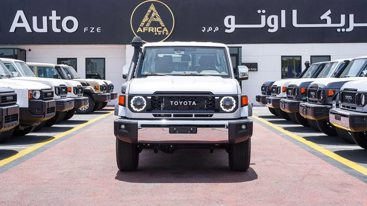 Toyota Land Cruiser 70 LC 76 4.0 PETROL AT FULL 2026-1-0