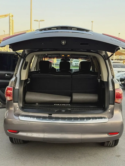 Infiniti QX80 Standard 2016 - GCC Specs - Well Maintained-3