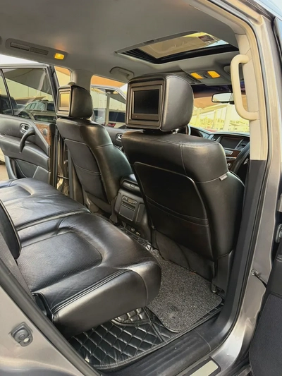 Infiniti QX80 Standard 2016 - GCC Specs - Well Maintained-16