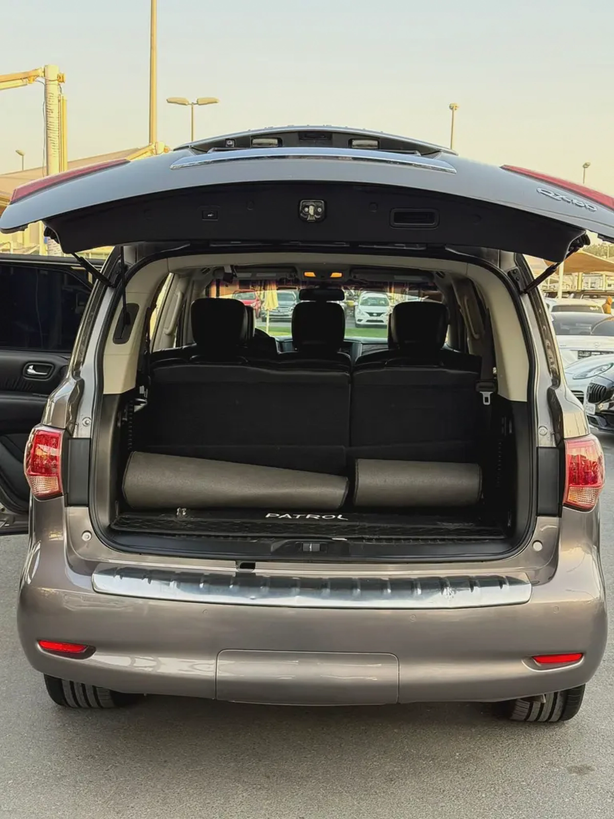Infiniti QX80 Standard 2016 - GCC Specs - Well Maintained-3-3