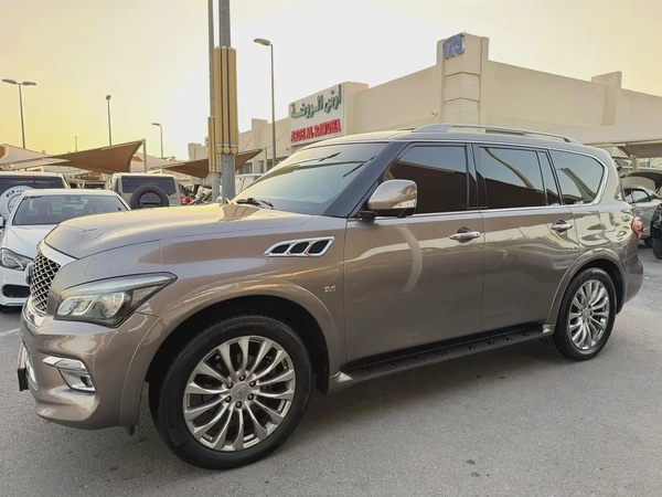 Infiniti QX80 Standard 2016 - GCC Specs - Well Maintained