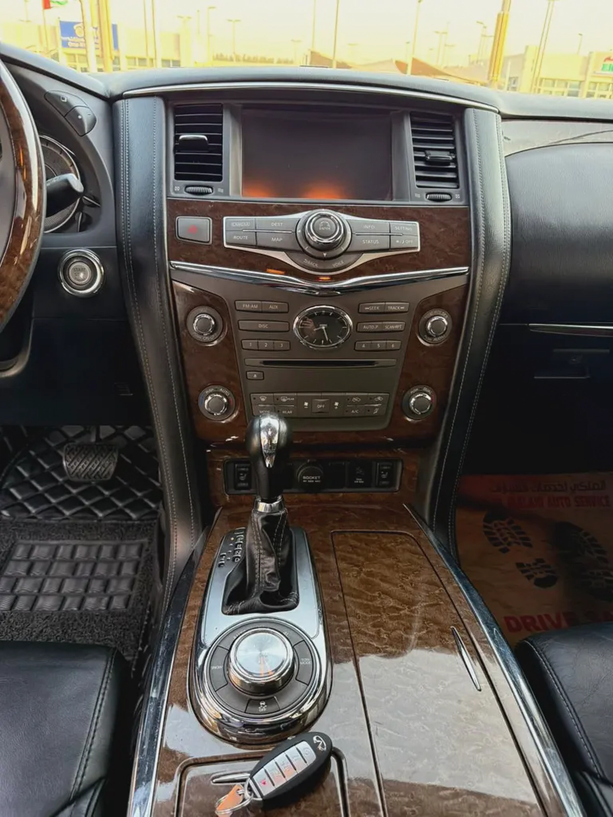 Infiniti QX80 Standard 2016 - GCC Specs - Well Maintained-12-12